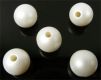 Kunststoff Perle matt rund ca. 10 mm - cremefarben - 1 Stck